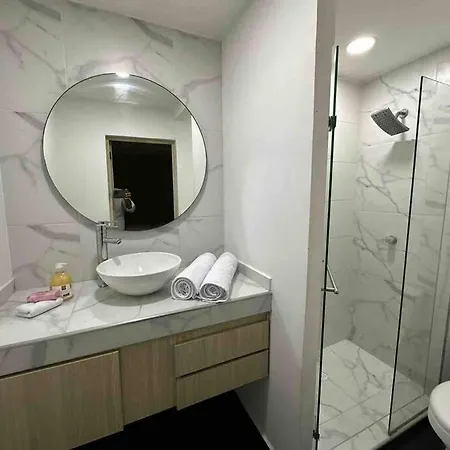 Apartamento Hermoso Apto 5 Min Del Centro Historico Y Playas De Marbella